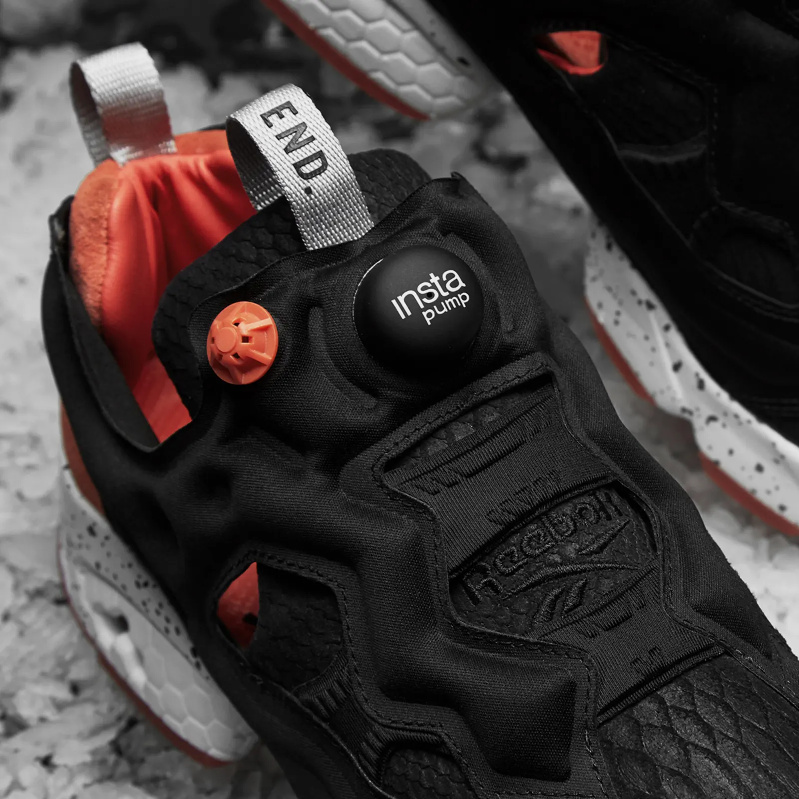 END. x Reebok Instapump Fury OG 'Black Salmon' 3 END. x Reebok Instapump Fury OG 'Black Salmon'