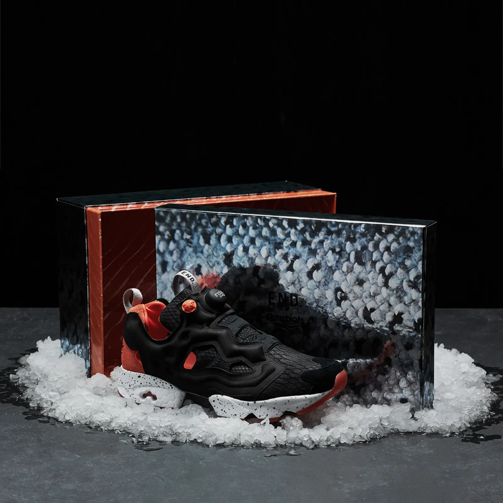 END. x Reebok Instapump Fury OG 'Black Salmon' 5 END. x Reebok Instapump Fury OG 'Black Salmon'